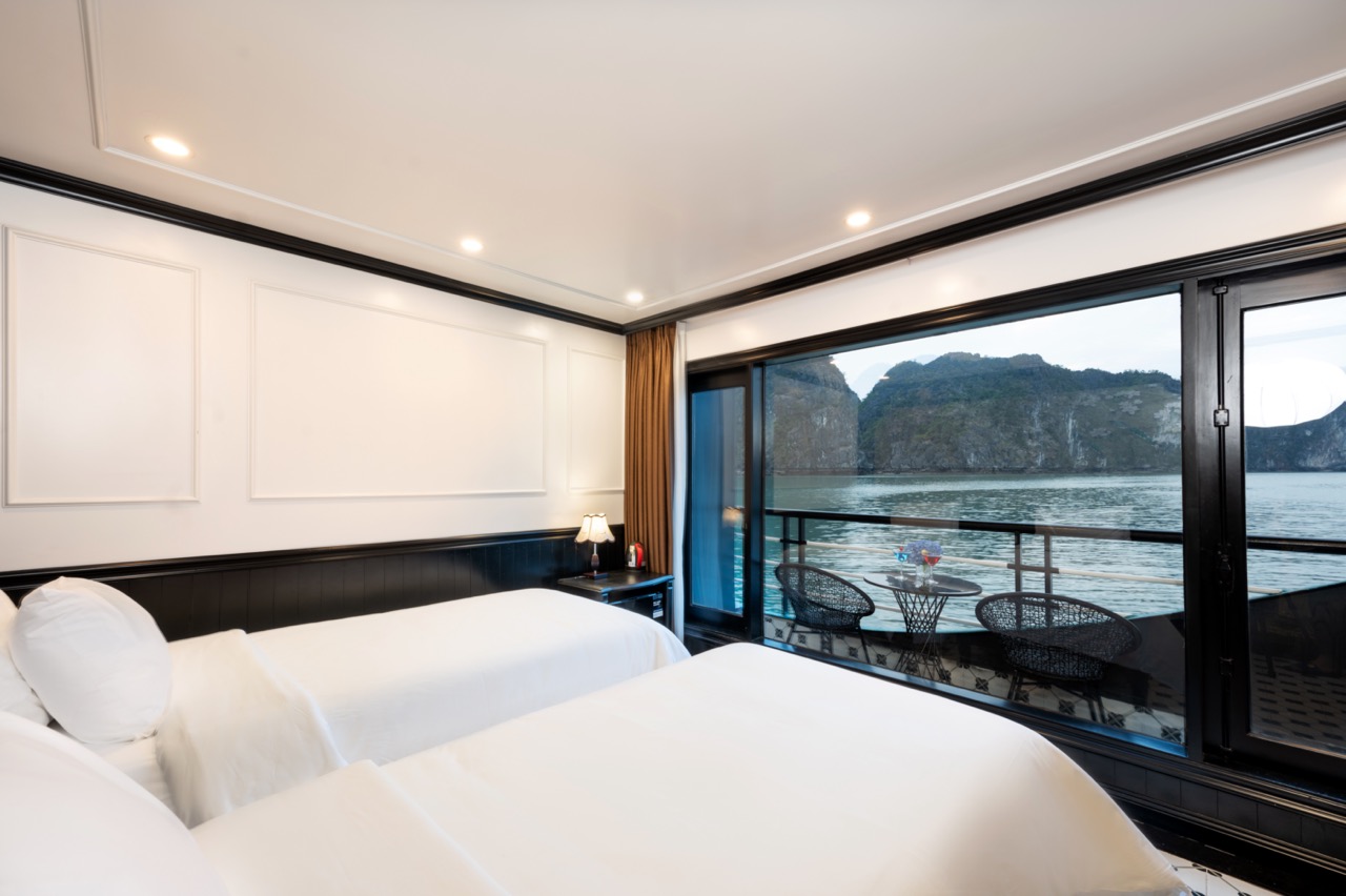 Luxury Lan Ha Bay cruise balcony with scenic views and modern amenities.